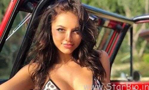 Gabriella-Abutbol-Photo.jpg