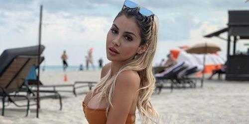 Alexa-Dellanos-Photo.jpg